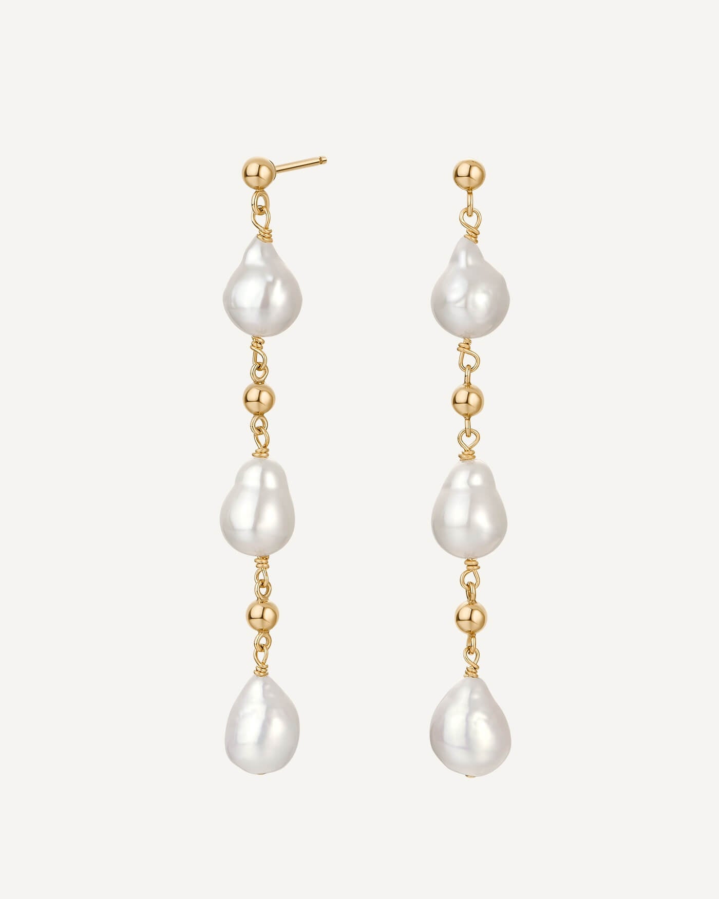 Vega Pearl Earrings