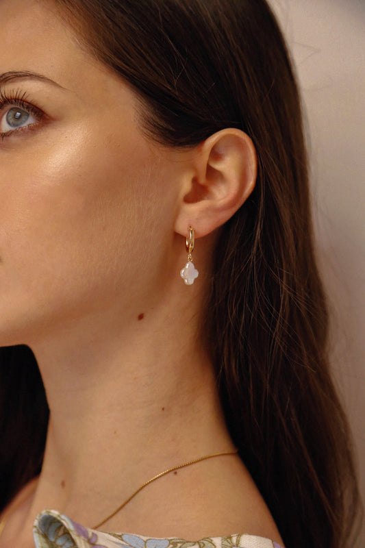 Anaïs Pearl Earrings